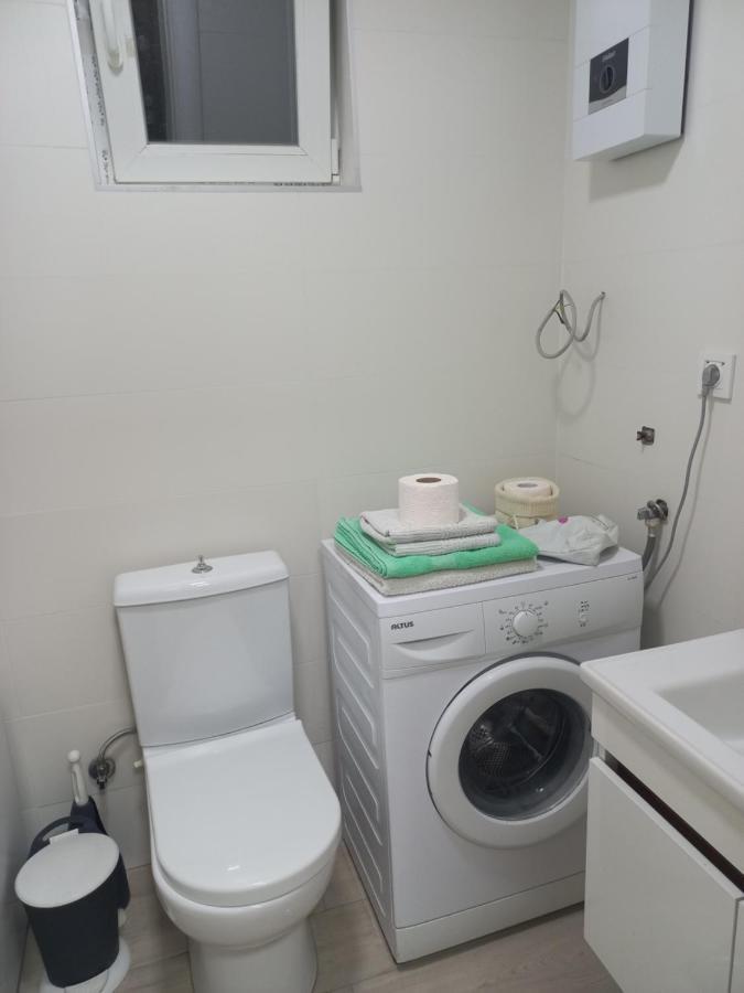 Studio Close To Town Centar 斯科普里 外观 照片